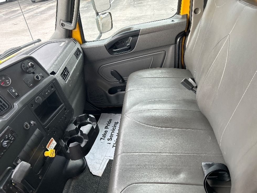 Medium Duty Box Truck-Light and Medium Duty Trucks-International-2021-MV607-Murfreesboro-TN-203,597\n\t\tmiles-$ 44,500 - Image 19