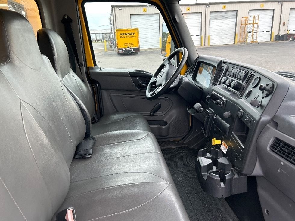 Medium Duty Box Truck-Light and Medium Duty Trucks-International-2021-MV607-Murfreesboro-TN-203,597\n\t\tmiles-$ 44,500 - Image 22