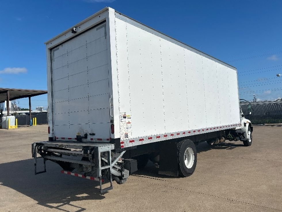 Medium Duty Box Truck-Light and Medium Duty Trucks-International-2021-MV607-Murfreesboro-TN-64,475\n\t\tmiles-$ 78,500 - Image 13
