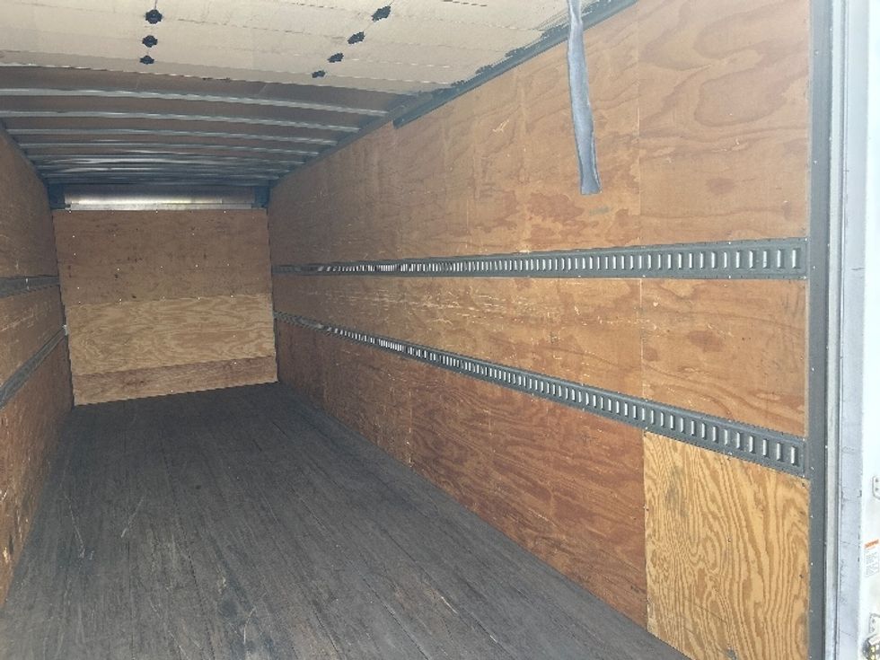 Medium Duty Box Truck-Light and Medium Duty Trucks-International-2021-MV607-Murfreesboro-TN-64,475\n\t\tmiles-$ 78,500 - Image 12