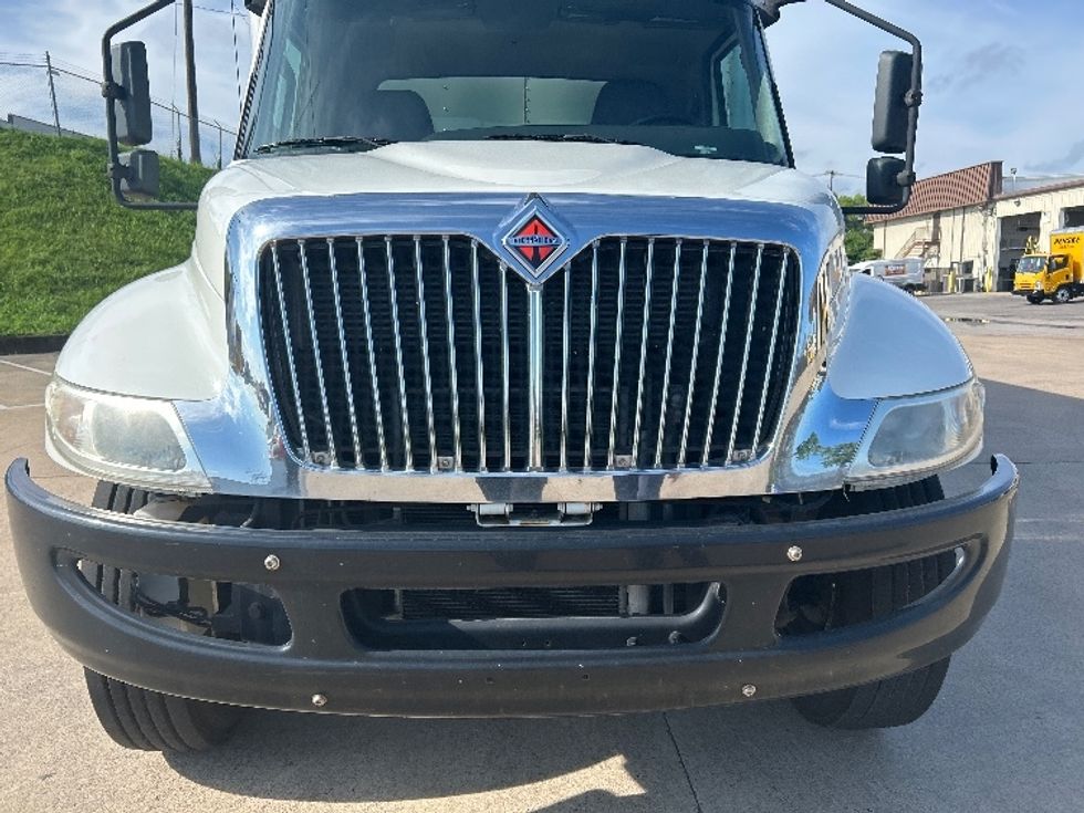 Medium Duty Box Truck-Light and Medium Duty Trucks-International-2021-MV607-Murfreesboro-TN-64,475\n\t\tmiles-$ 78,500 - Image 27