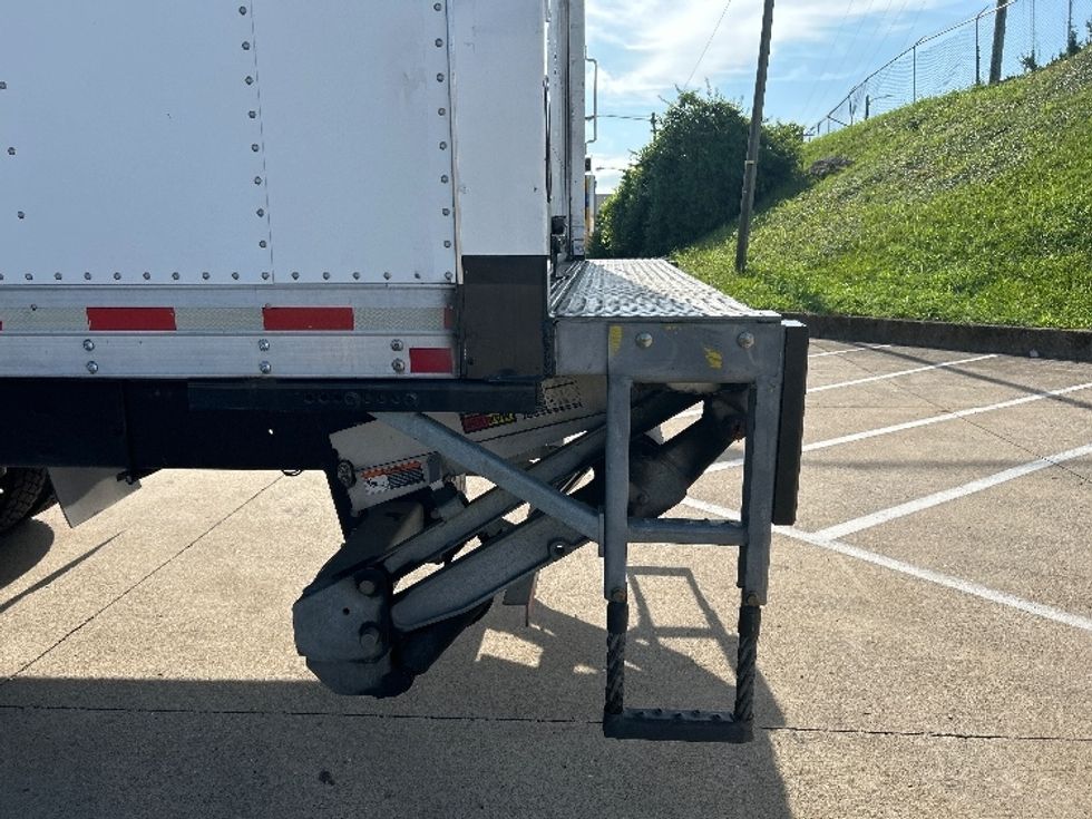 Medium Duty Box Truck-Light and Medium Duty Trucks-International-2021-MV607-Murfreesboro-TN-64,475\n\t\tmiles-$ 78,500 - Image 32