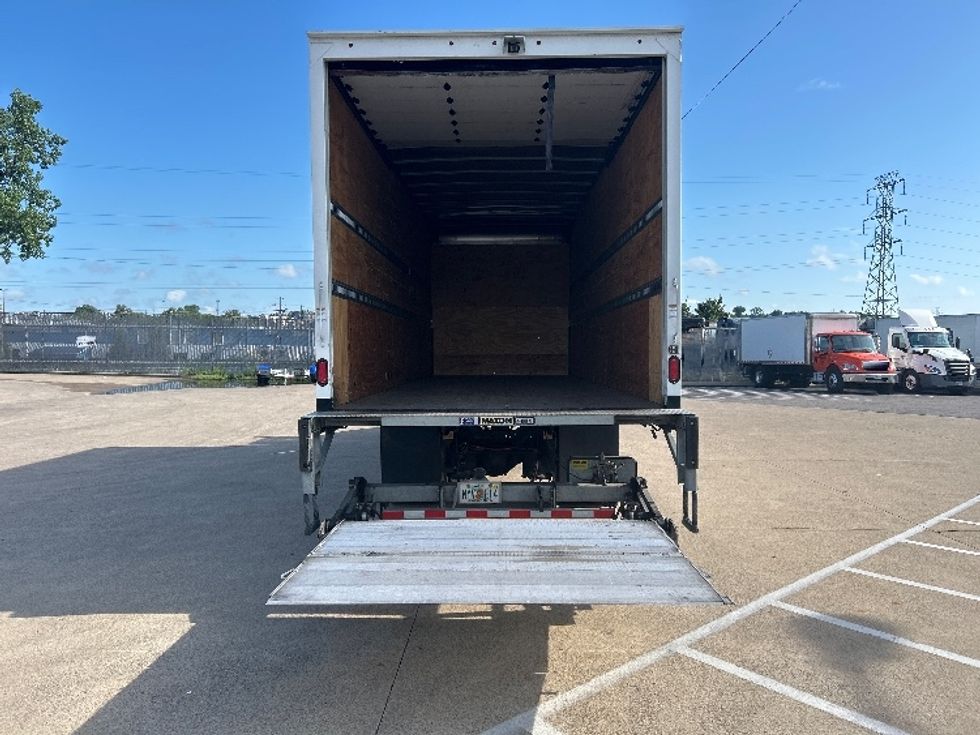 Medium Duty Box Truck-Light and Medium Duty Trucks-International-2021-MV607-Murfreesboro-TN-64,475\n\t\tmiles-$ 78,500 - Image 9