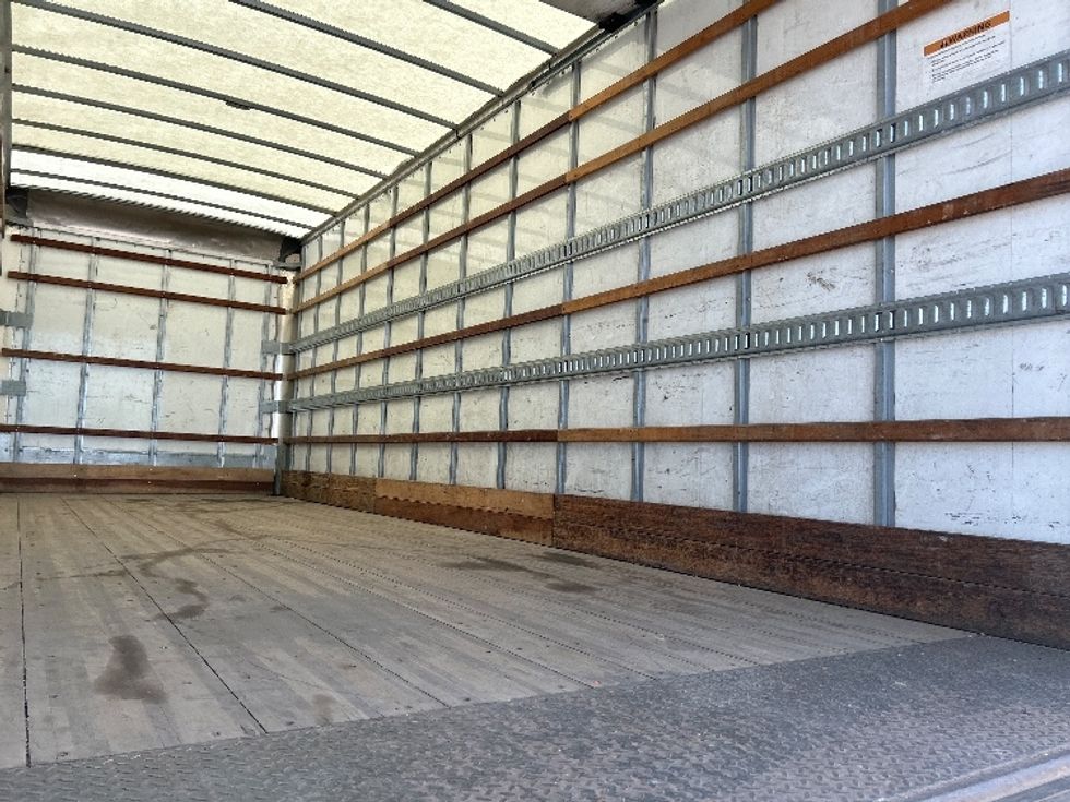 Medium Duty Box Truck-Light and Medium Duty Trucks-International-2021-MV607-Muskegon-MI-175,930\n\t\tmiles-$ 54,000 - Image 12