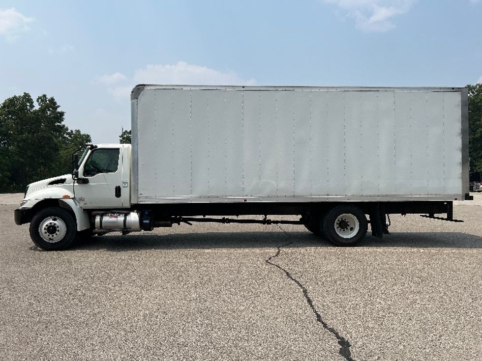 Medium Duty Box Truck-Light and Medium Duty Trucks-International-2021-MV607-Muskegon-MI-69,309\n\t\tmiles-$ 62,000 - Image 4
