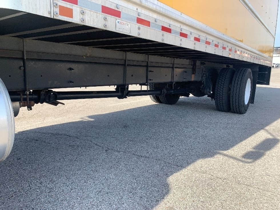 Medium Duty Box Truck-Light and Medium Duty Trucks-International-2021-MV607-Nashville (Mount Juliet)-TN-176,439\n\t\tmiles-$ 48,750 - Image 5