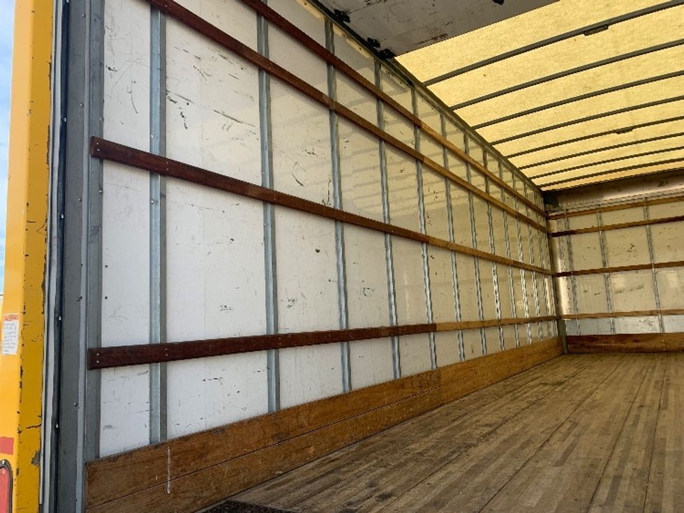 Medium Duty Box Truck-Light and Medium Duty Trucks-International-2021-MV607-Nashville (Mount Juliet)-TN-176,439\n\t\tmiles-$ 48,750 - Image 11