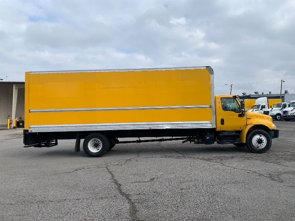 Medium Duty Box Truck-Light and Medium Duty Trucks-International-2021-MV607-Nashville (Mount Juliet)-TN-199,374\n\t\tmiles-$ 45,250 - Image 15