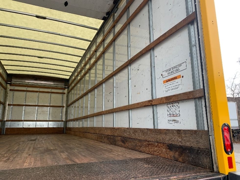 Medium Duty Box Truck-Light and Medium Duty Trucks-International-2021-MV607-Nashville (Mount Juliet)-TN-199,374\n\t\tmiles-$ 45,250 - Image 12