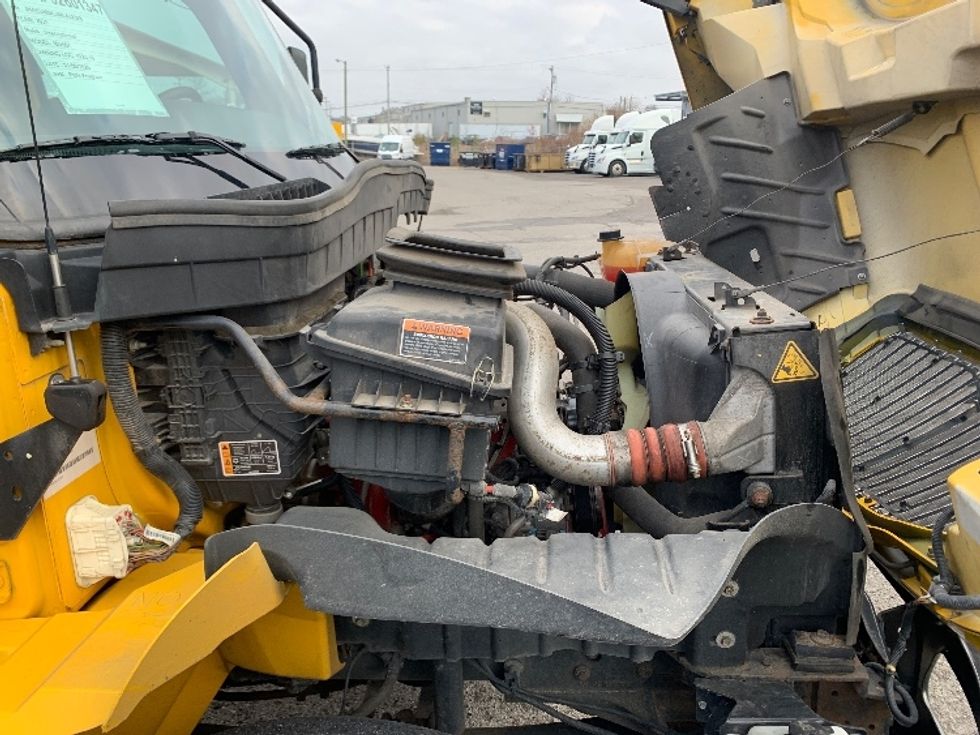 Medium Duty Box Truck-Light and Medium Duty Trucks-International-2021-MV607-Nashville (Mount Juliet)-TN-199,374\n\t\tmiles-$ 45,250 - Image 23