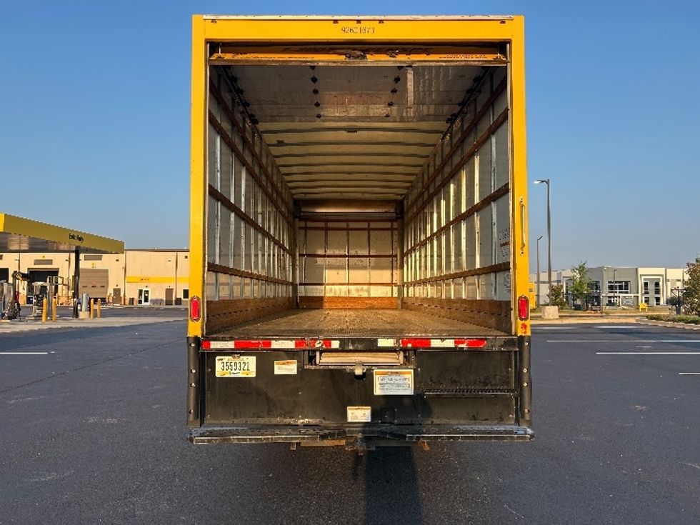 Medium Duty Box Truck-Light and Medium Duty Trucks-International-2021-MV607-Nashville (Mount Juliet)-TN-201,454\n\t\tmiles-$ 41,500 - Image 8