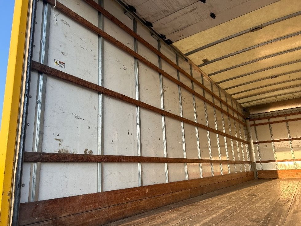 Medium Duty Box Truck-Light and Medium Duty Trucks-International-2021-MV607-Nashville (Mount Juliet)-TN-201,454\n\t\tmiles-$ 41,500 - Image 11