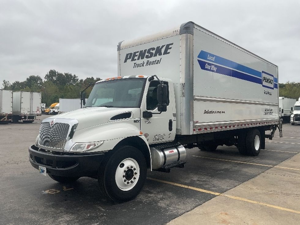 Medium Duty Box Truck-Light and Medium Duty Trucks-International-2021-MV607-Nashville (Mount Juliet)-TN-202,115\n\t\tmiles-$ 53,250 - Image 3