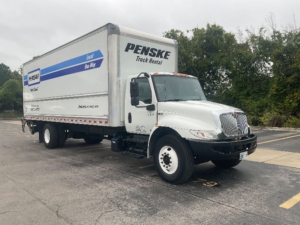 Medium Duty Box Truck-Light and Medium Duty Trucks-International-2021-MV607-Nashville (Mount Juliet)-TN-202,115\n\t\tmiles-$ 53,250 - Image 1