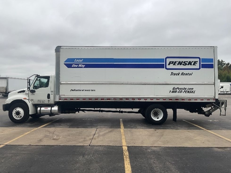 Medium Duty Box Truck-Light and Medium Duty Trucks-International-2021-MV607-Nashville (Mount Juliet)-TN-202,115\n\t\tmiles-$ 53,250 - Image 4