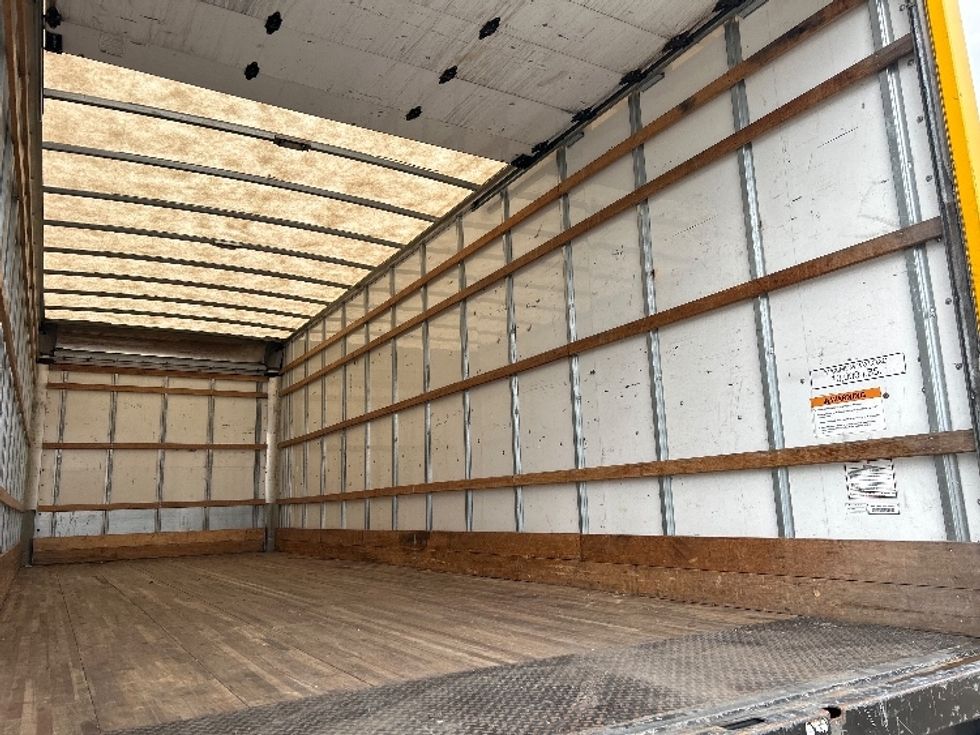 Medium Duty Box Truck-Light and Medium Duty Trucks-International-2021-MV607-Nashville (Mount Juliet)-TN-226,482\n\t\tmiles-$ 41,000 - Image 14