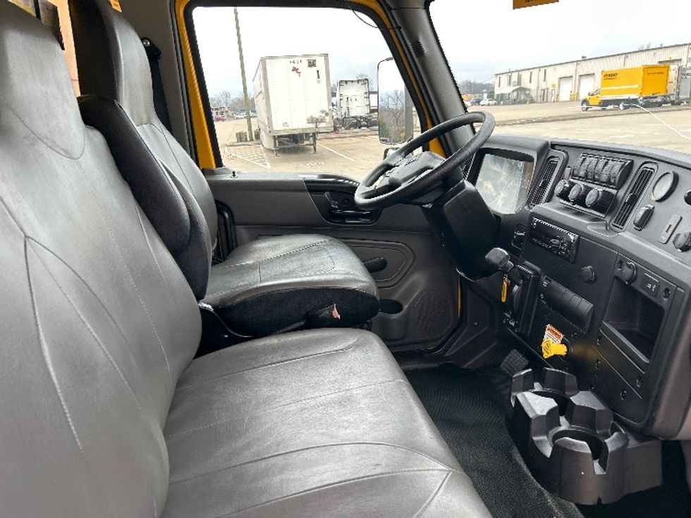 Medium Duty Box Truck-Light and Medium Duty Trucks-International-2021-MV607-Nashville (Mount Juliet)-TN-226,482\n\t\tmiles-$ 41,000 - Image 22