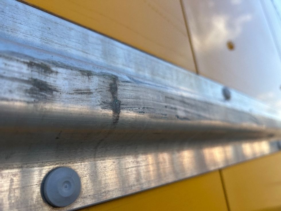 Medium Duty Box Truck-Light and Medium Duty Trucks-International-2021-MV607-Nashville (Mount Juliet)-TN-226,482\n\t\tmiles-$ 41,000 - Image 27