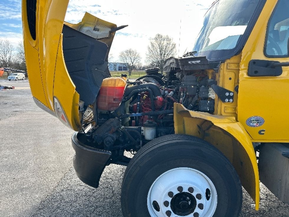 Medium Duty Box Truck-Light and Medium Duty Trucks-International-2021-MV607-Nashville (Mount Juliet)-TN-228,897\n\t\tmiles-$ 39,500 - Image 22