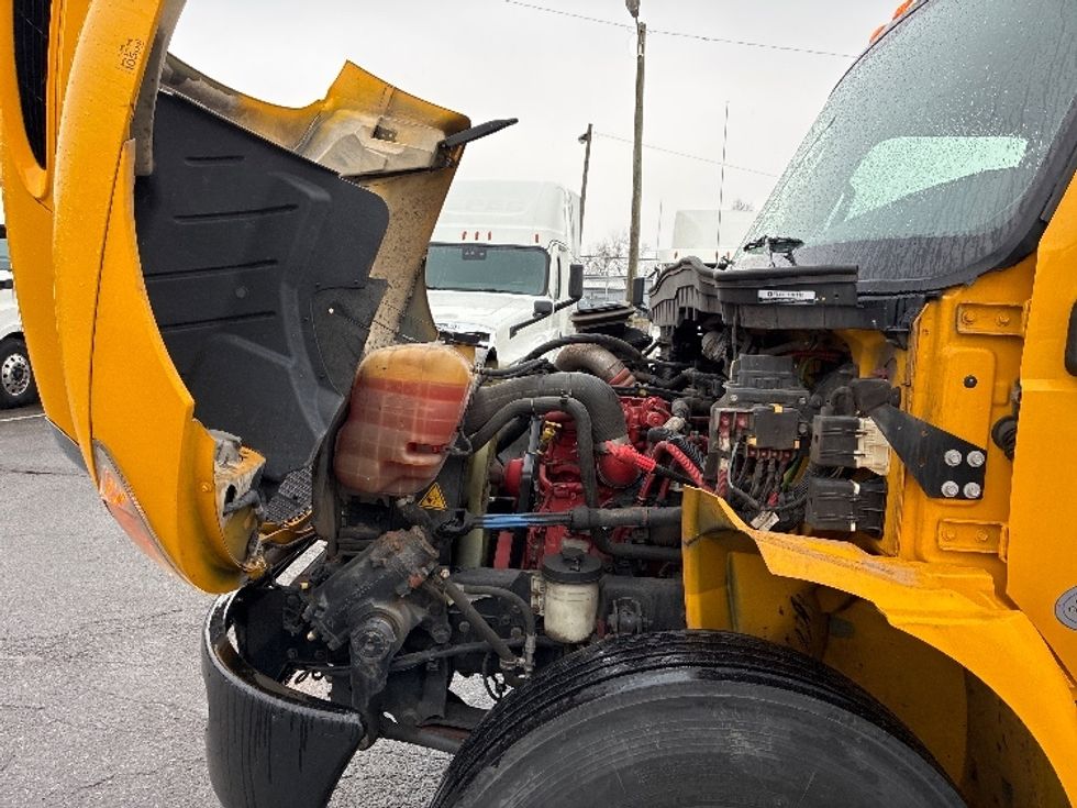 Medium Duty Box Truck-Light and Medium Duty Trucks-International-2021-MV607-Nashville (Mount Juliet)-TN-238,483\n\t\tmiles-$ 35,250 - Image 22