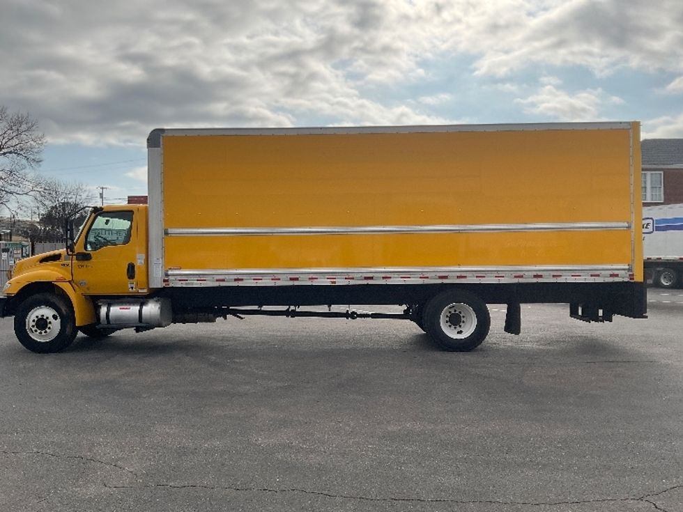 Medium Duty Box Truck-Light and Medium Duty Trucks-International-2021-MV607-Nashville (Mount Juliet)-TN-248,278\n\t\tmiles-$ 35,500 - Image 4