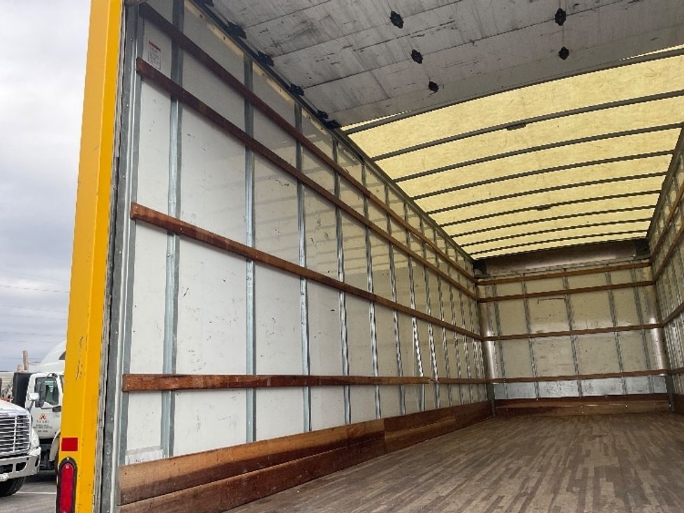 Medium Duty Box Truck-Light and Medium Duty Trucks-International-2021-MV607-Nashville (Mount Juliet)-TN-248,278\n\t\tmiles-$ 35,500 - Image 11