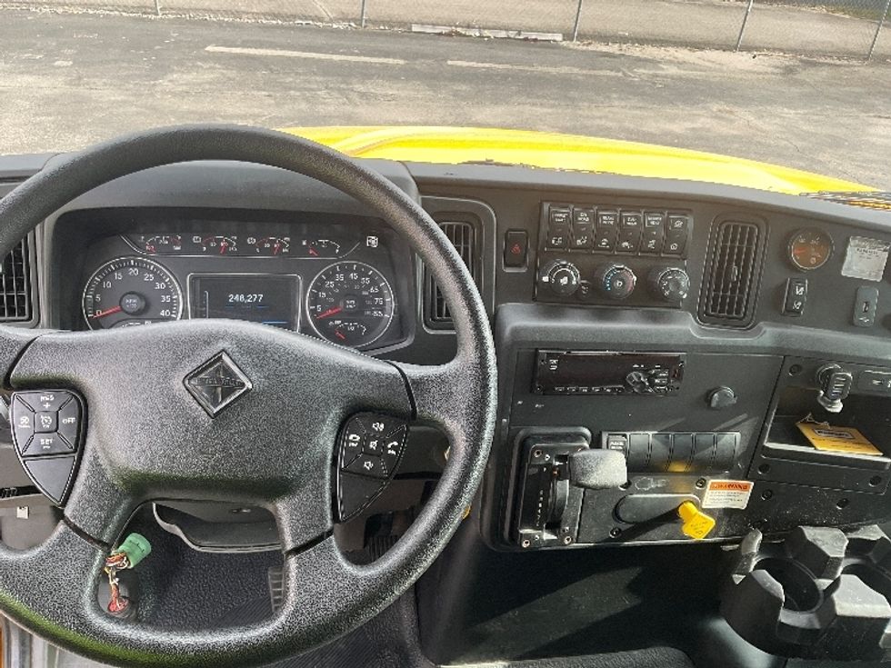 Medium Duty Box Truck-Light and Medium Duty Trucks-International-2021-MV607-Nashville (Mount Juliet)-TN-248,278\n\t\tmiles-$ 35,500 - Image 18