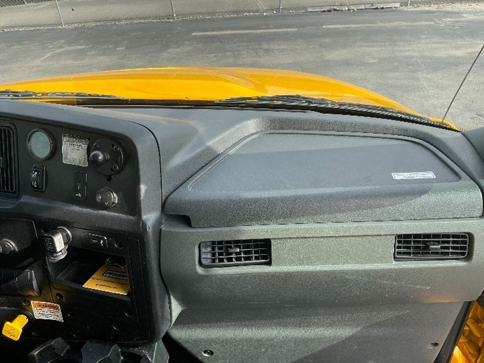 Medium Duty Box Truck-Light and Medium Duty Trucks-International-2021-MV607-Nashville (Mount Juliet)-TN-248,278\n\t\tmiles-$ 35,500 - Image 21