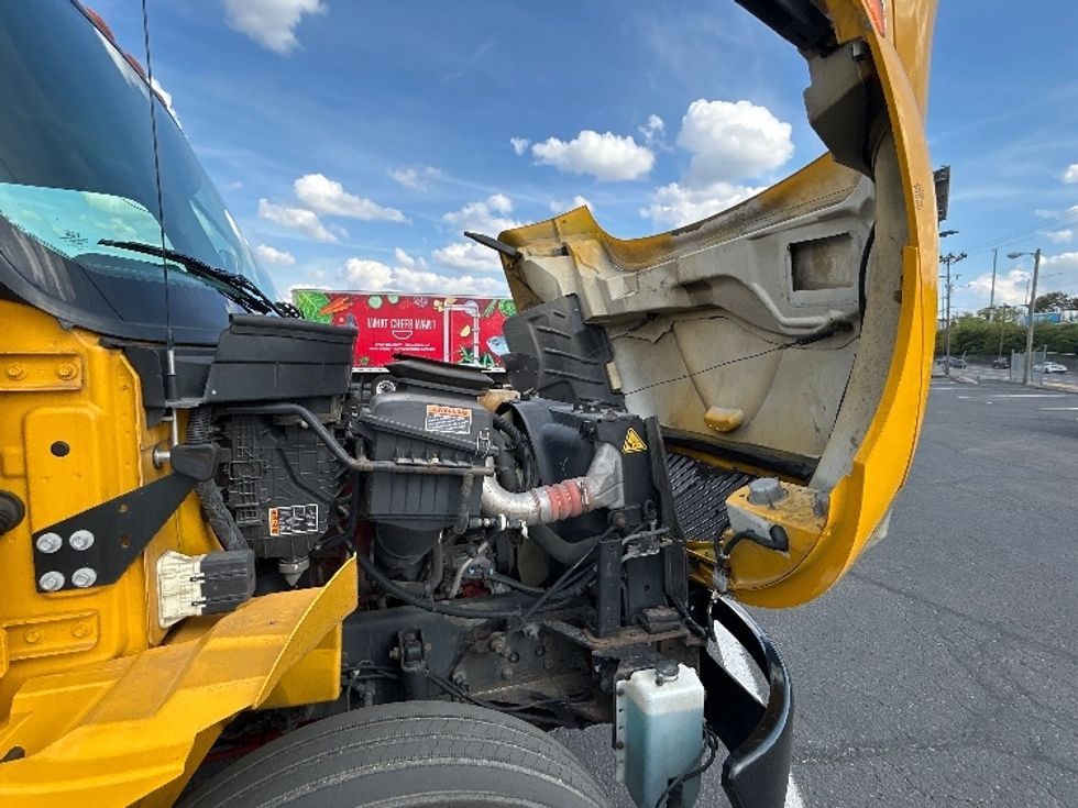 Medium Duty Box Truck-Light and Medium Duty Trucks-International-2021-MV607-Nashville-TN-227,078\n\t\tmiles-$ 41,250 - Image 23