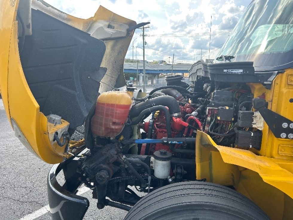 Medium Duty Box Truck-Light and Medium Duty Trucks-International-2021-MV607-Nashville-TN-227,078\n\t\tmiles-$ 41,250 - Image 24