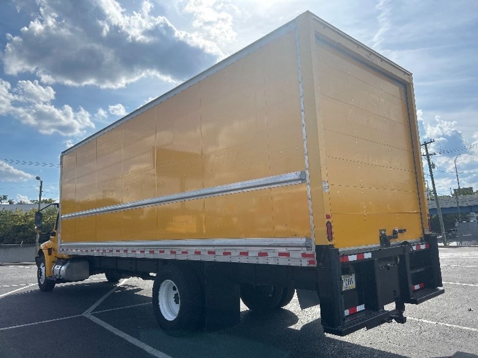 Medium Duty Box Truck-Light and Medium Duty Trucks-International-2021-MV607-Nashville-TN-227,078\n\t\tmiles-$ 41,250 - Image 6