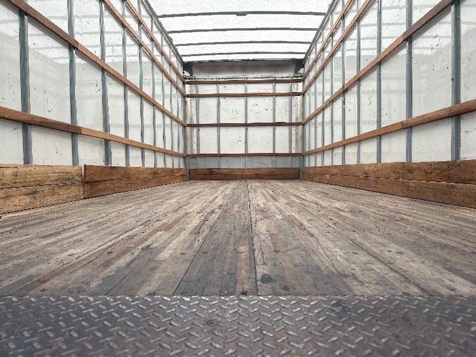 Medium Duty Box Truck-Light and Medium Duty Trucks-International-2021-MV607-Nashville-TN-227,078\n\t\tmiles-$ 41,250 - Image 8