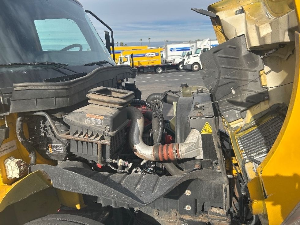 Medium Duty Box Truck-Light and Medium Duty Trucks-International-2021-MV607-National City-CA-242,046\n\t\tmiles-$ 35,000 - Image 23