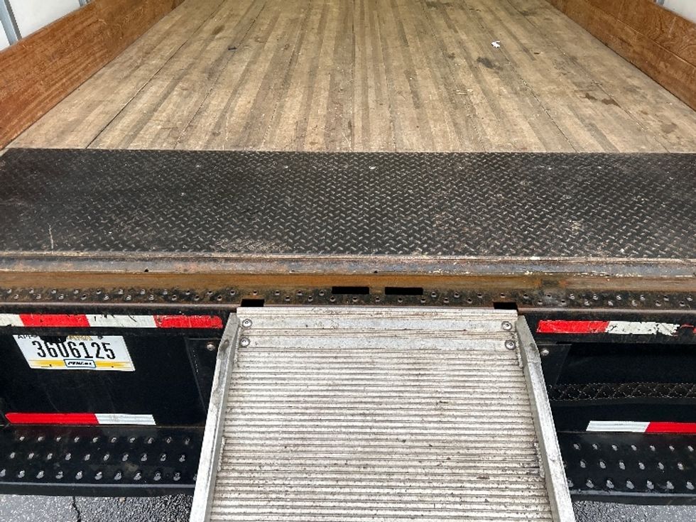 Medium Duty Box Truck-Light and Medium Duty Trucks-International-2021-MV607-New Bedford-MA-165,239\n\t\tmiles-$ 36,500 - Image 10