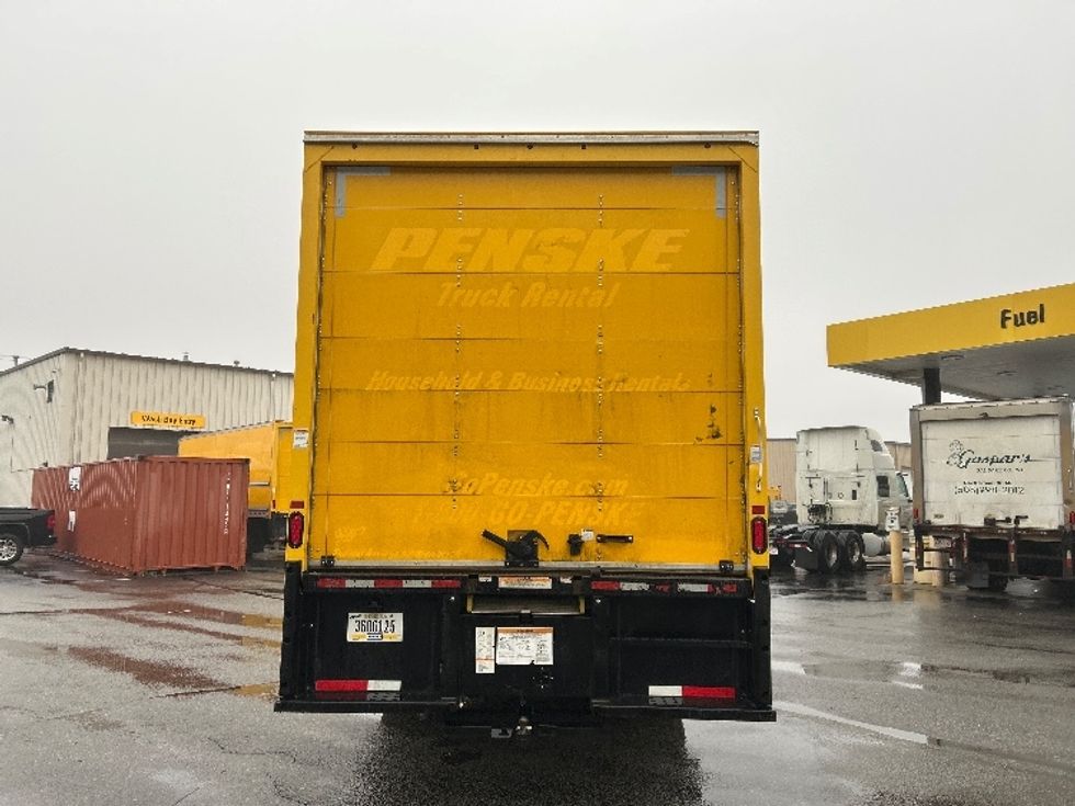 Medium Duty Box Truck-Light and Medium Duty Trucks-International-2021-MV607-New Bedford-MA-165,239\n\t\tmiles-$ 36,500 - Image 7