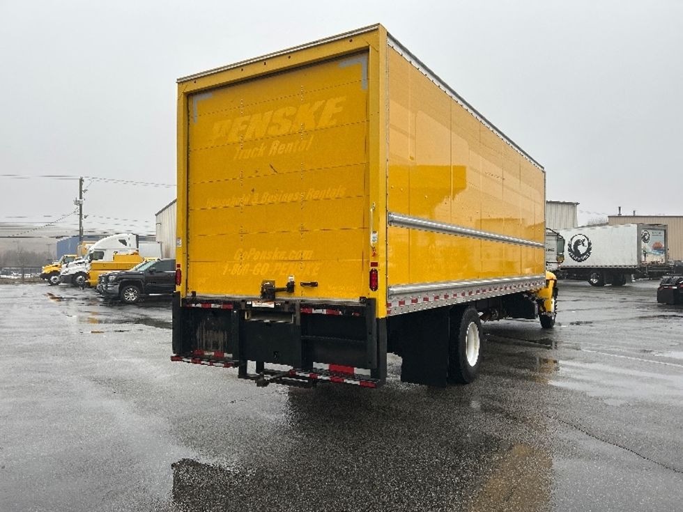 Medium Duty Box Truck-Light and Medium Duty Trucks-International-2021-MV607-New Bedford-MA-167,057\n\t\tmiles-$ 41,750 - Image 13