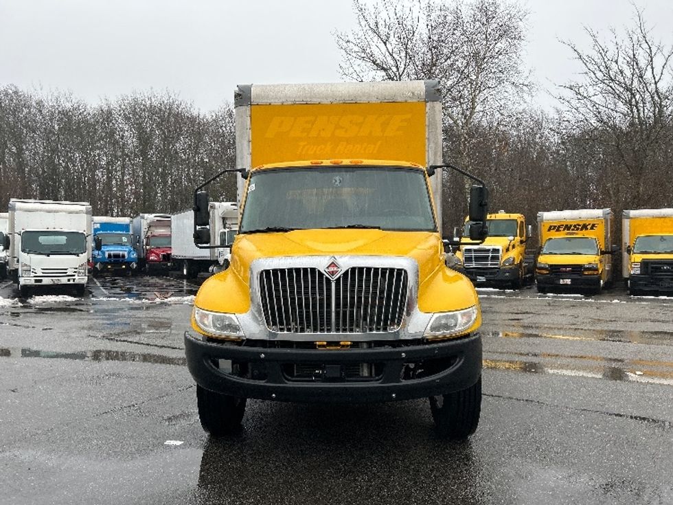Medium Duty Box Truck-Light and Medium Duty Trucks-International-2021-MV607-New Bedford-MA-167,057\n\t\tmiles-$ 41,750 - Image 2