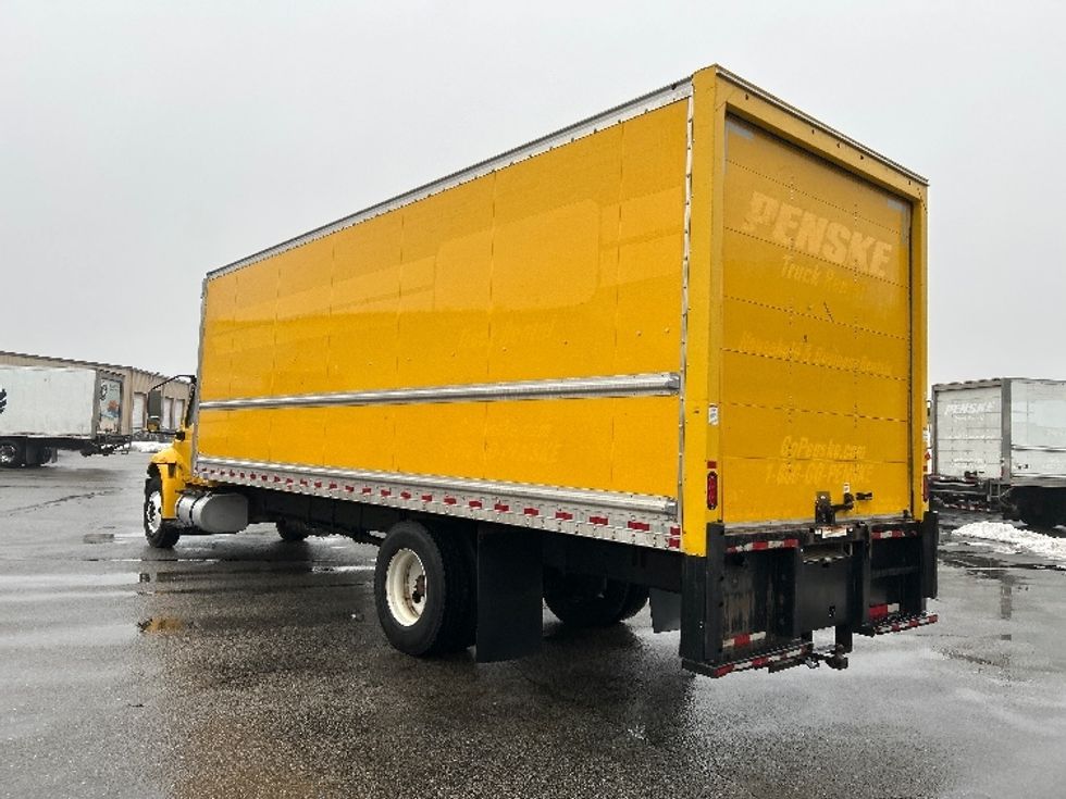 Medium Duty Box Truck-Light and Medium Duty Trucks-International-2021-MV607-New Bedford-MA-167,057\n\t\tmiles-$ 41,750 - Image 6