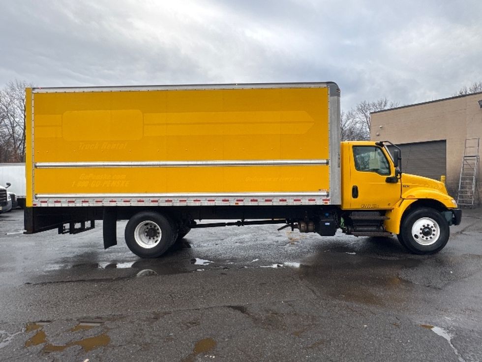 Medium Duty Box Truck-Light and Medium Duty Trucks-International-2021-MV607-New Castle-DE-164,094\n\t\tmiles-$ 41,250 - Image 15