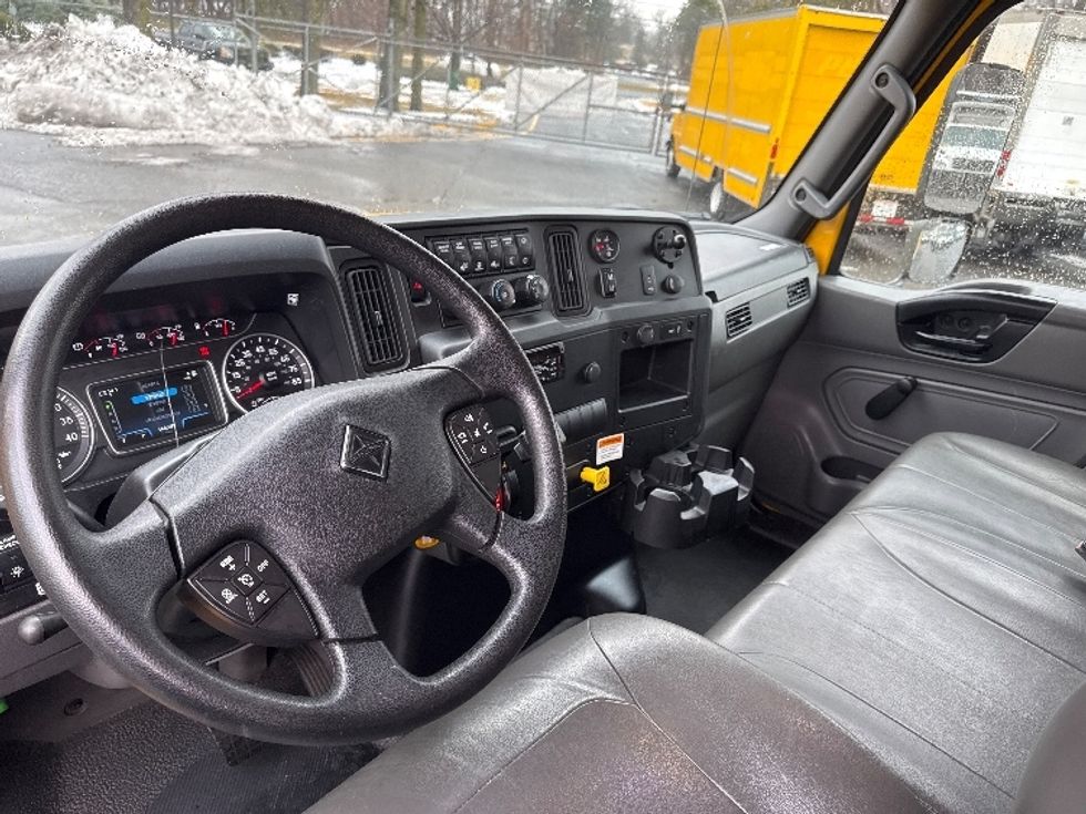 Medium Duty Box Truck-Light and Medium Duty Trucks-International-2021-MV607-New Castle-DE-164,094\n\t\tmiles-$ 41,250 - Image 17