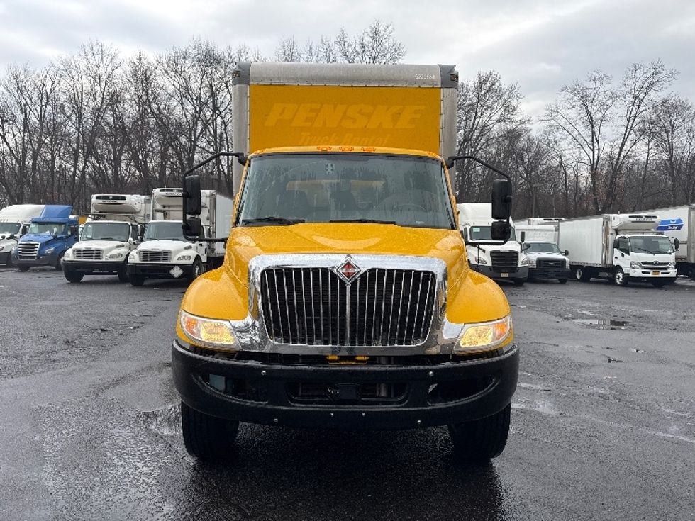 Medium Duty Box Truck-Light and Medium Duty Trucks-International-2021-MV607-New Castle-DE-164,094\n\t\tmiles-$ 41,250 - Image 2