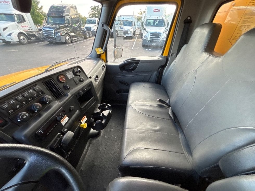 Medium Duty Box Truck-Light and Medium Duty Trucks-International-2021-MV607-New Castle-DE-167,943\n\t\tmiles-$ 38,250 - Image 19