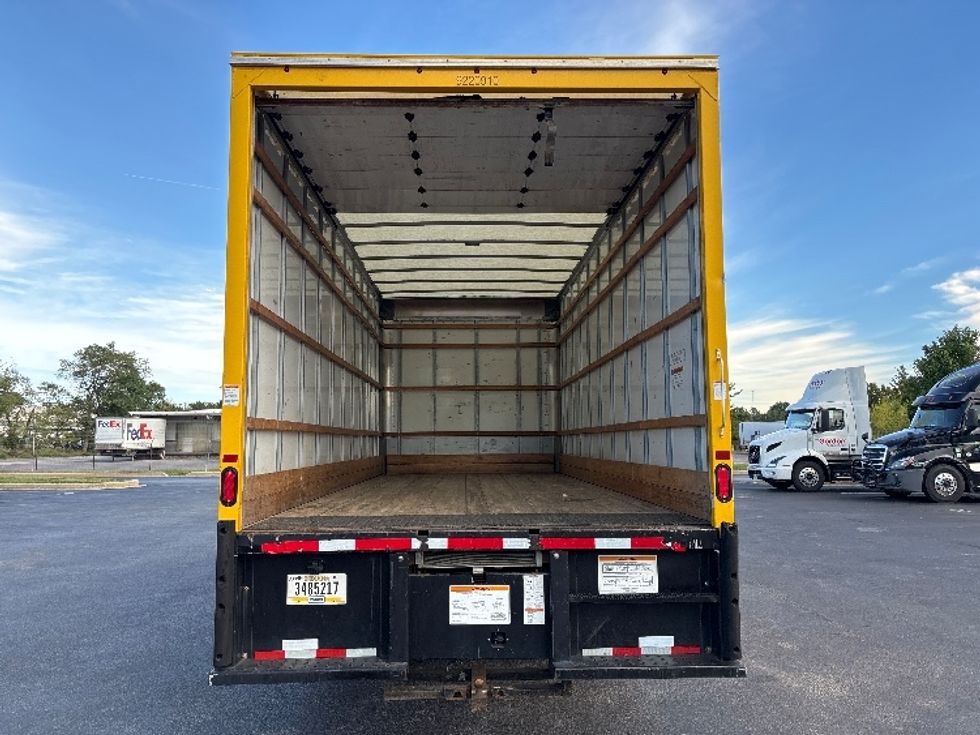 Medium Duty Box Truck-Light and Medium Duty Trucks-International-2021-MV607-New Castle-DE-167,943\n\t\tmiles-$ 38,250 - Image 8
