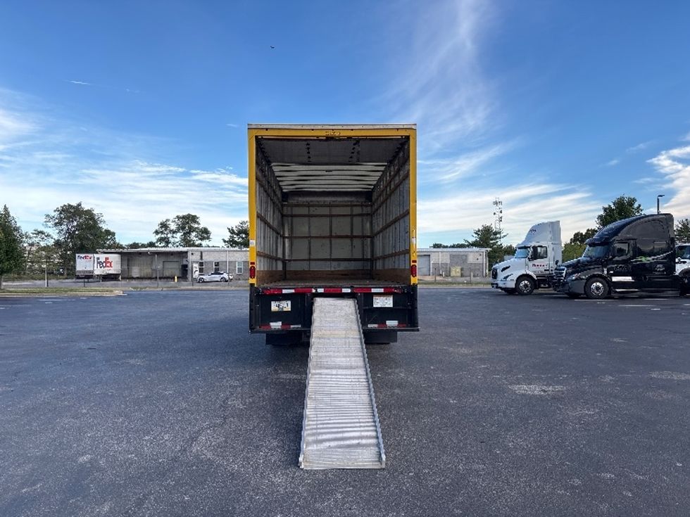Medium Duty Box Truck-Light and Medium Duty Trucks-International-2021-MV607-New Castle-DE-167,943\n\t\tmiles-$ 38,250 - Image 9