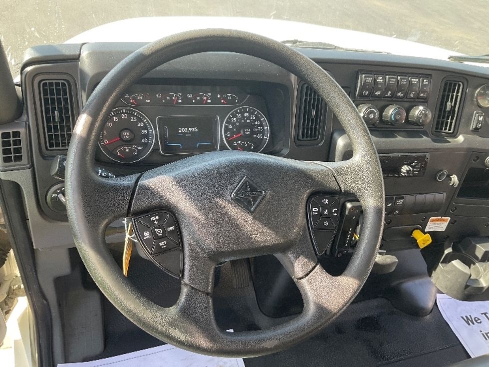 Medium Duty Box Truck-Light and Medium Duty Trucks-International-2021-MV607-New Castle-DE-204,444\n\t\tmiles-$ 47,750 - Image 17