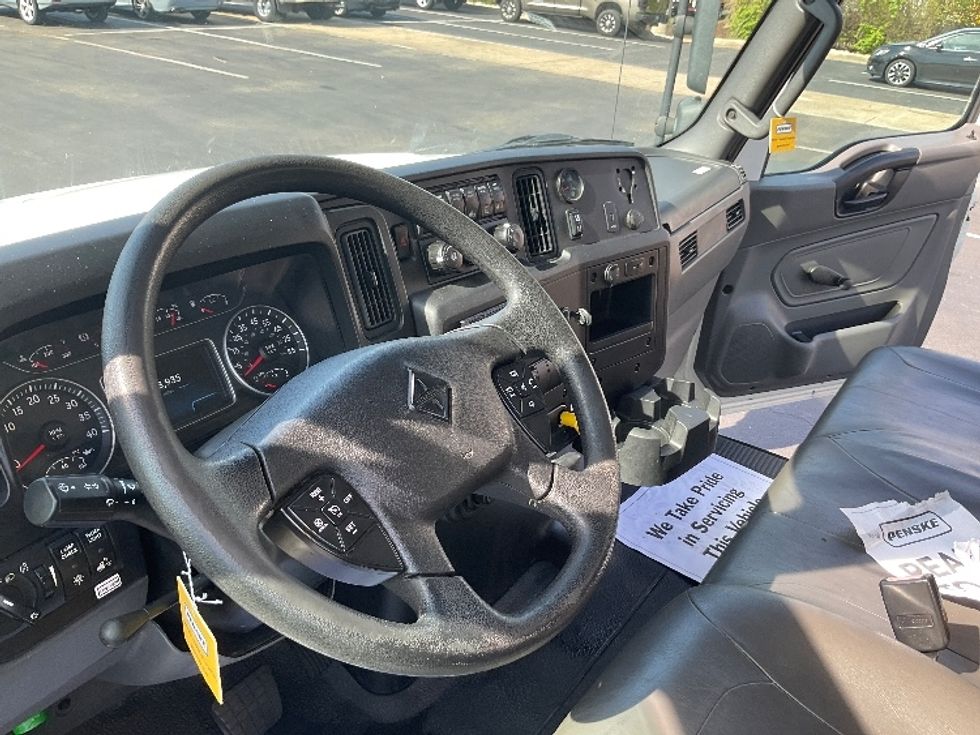 Medium Duty Box Truck-Light and Medium Duty Trucks-International-2021-MV607-New Castle-DE-204,444\n\t\tmiles-$ 47,750 - Image 18