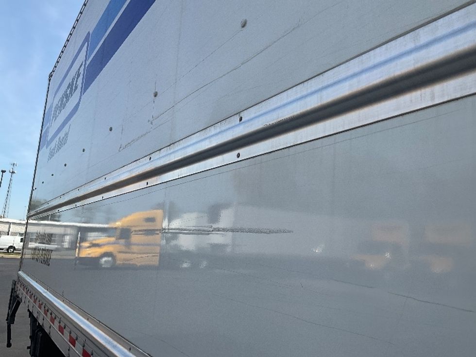 Medium Duty Box Truck-Light and Medium Duty Trucks-International-2021-MV607-New Castle-DE-204,444\n\t\tmiles-$ 47,750 - Image 29