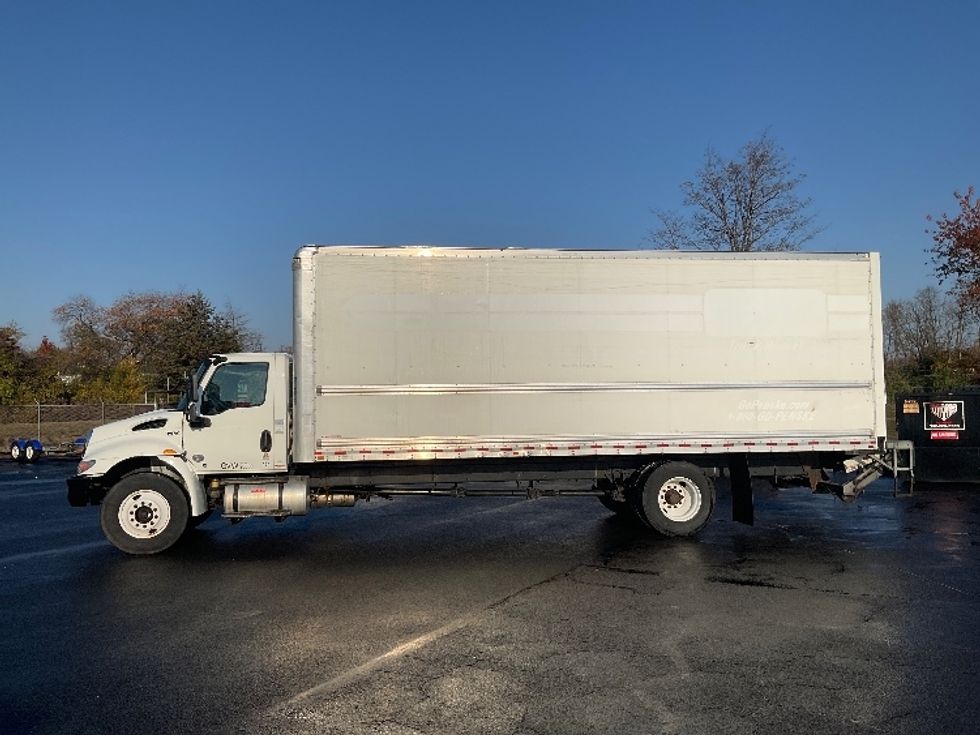 Medium Duty Box Truck-Light and Medium Duty Trucks-International-2021-MV607-New Castle-DE-216,199\n\t\tmiles-$ 44,000 - Image 4