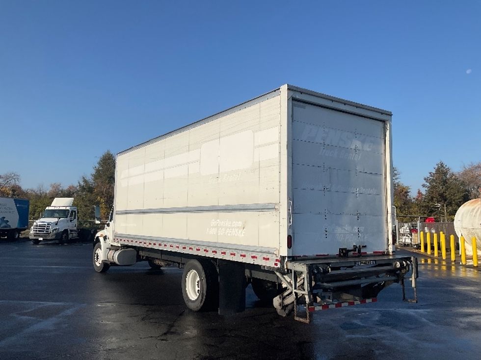 Medium Duty Box Truck-Light and Medium Duty Trucks-International-2021-MV607-New Castle-DE-216,199\n\t\tmiles-$ 44,000 - Image 6