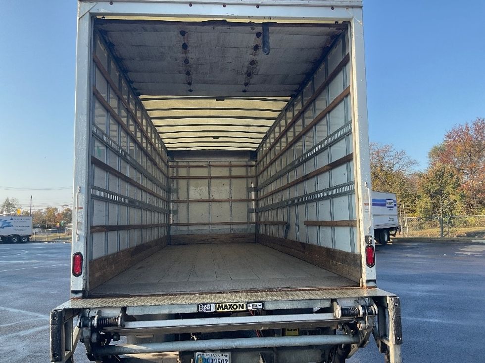 Medium Duty Box Truck-Light and Medium Duty Trucks-International-2021-MV607-New Castle-DE-216,199\n\t\tmiles-$ 44,000 - Image 8